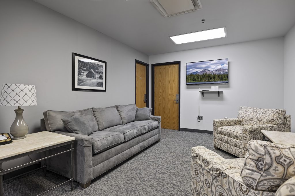campdawson_grandsuiteroom