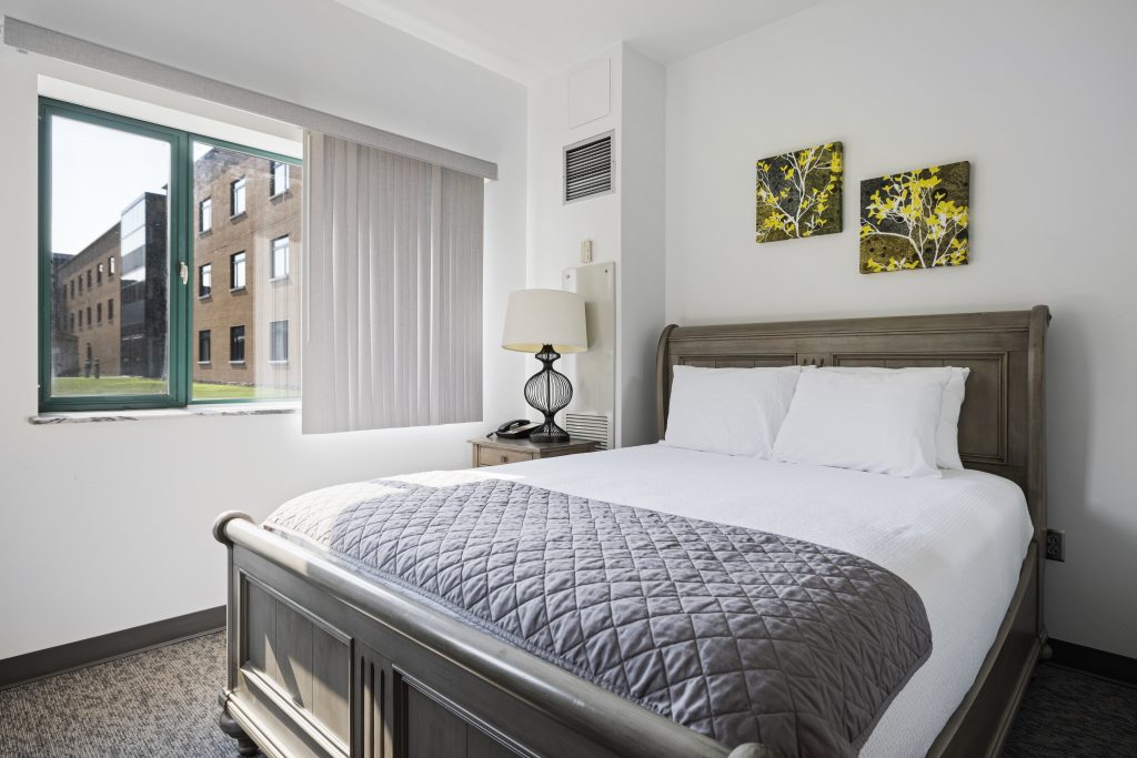 campdawson_grandsuiteroom